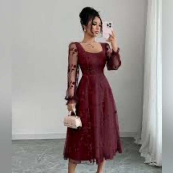 Dresses & Skirts - Burgundy “event” dress